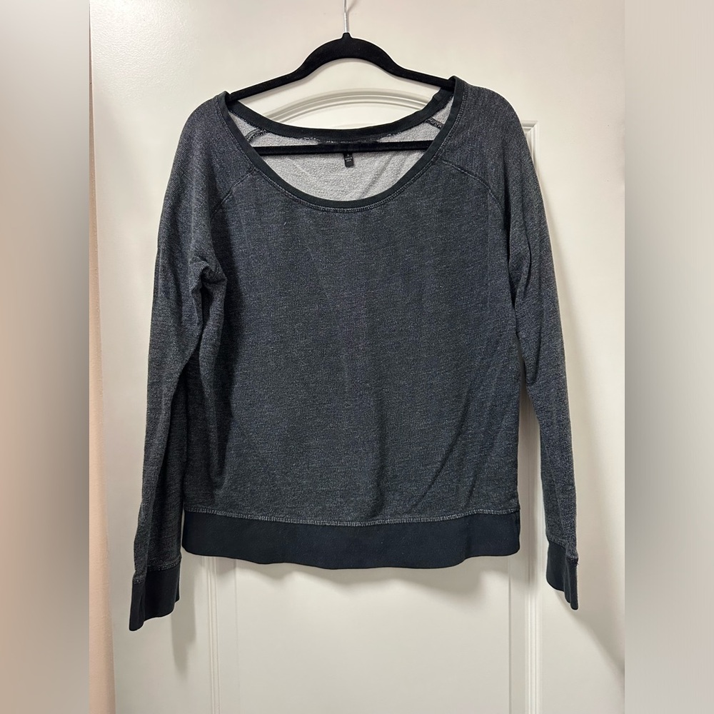 Pact Organic size small sweater